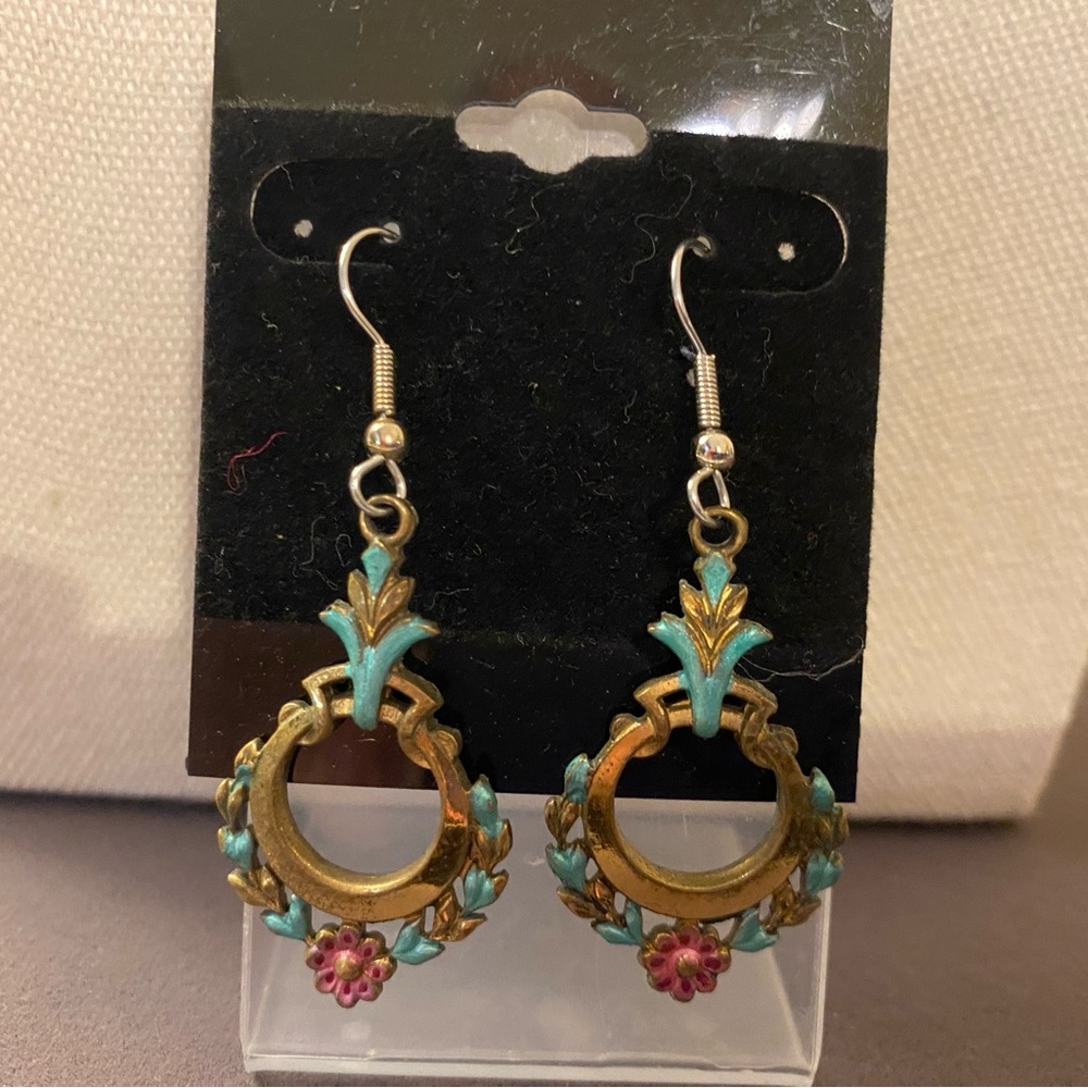 Vintage-Style Gold-tone Turquoise & Pink Floral Drop Earrings